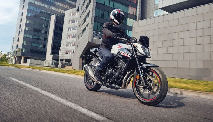 cb500-hornet-product-page-zig-zag-img1-1400x800-01